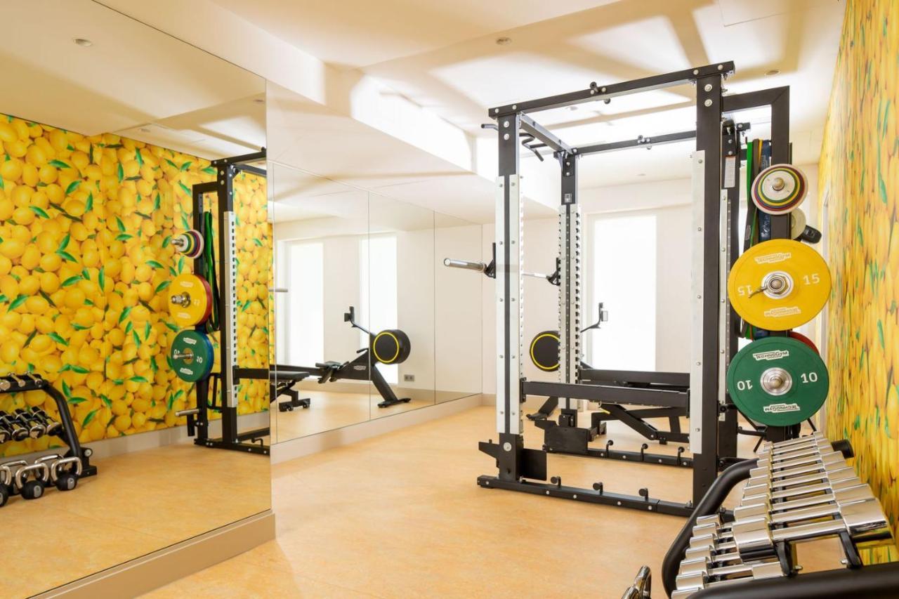 Hotel Lemongarden - Adults Only Sutivan Eksteriør bilde